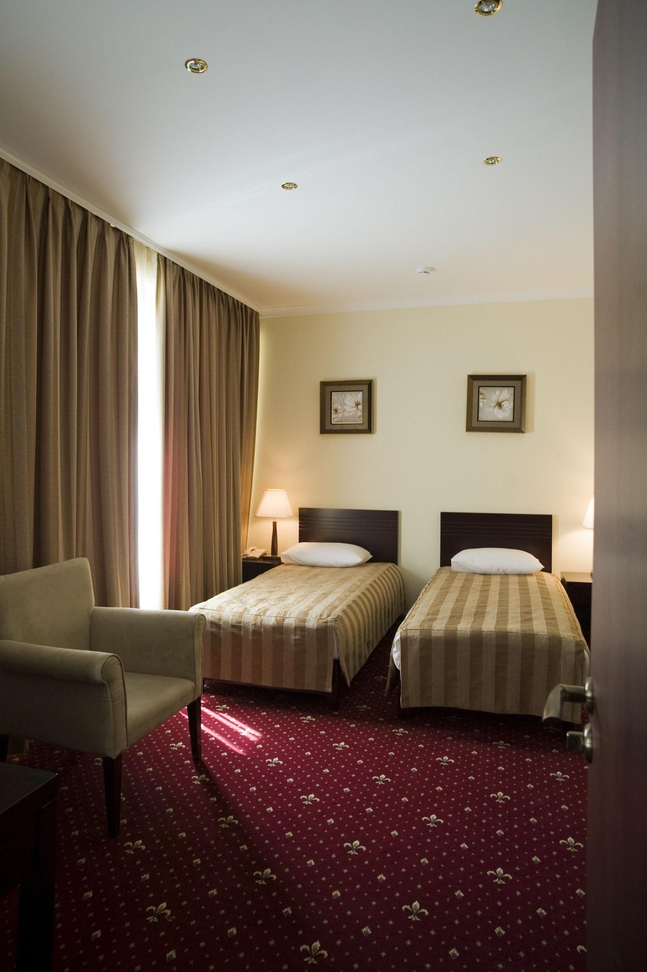 Jumbo Hotel Chisinau Luaran gambar