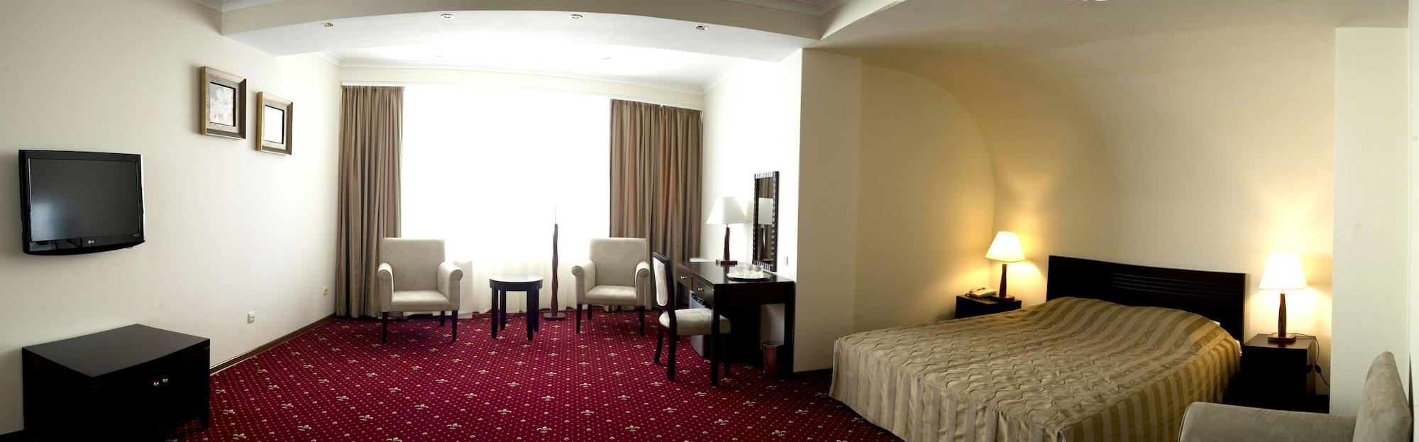 Jumbo Hotel Chisinau Luaran gambar