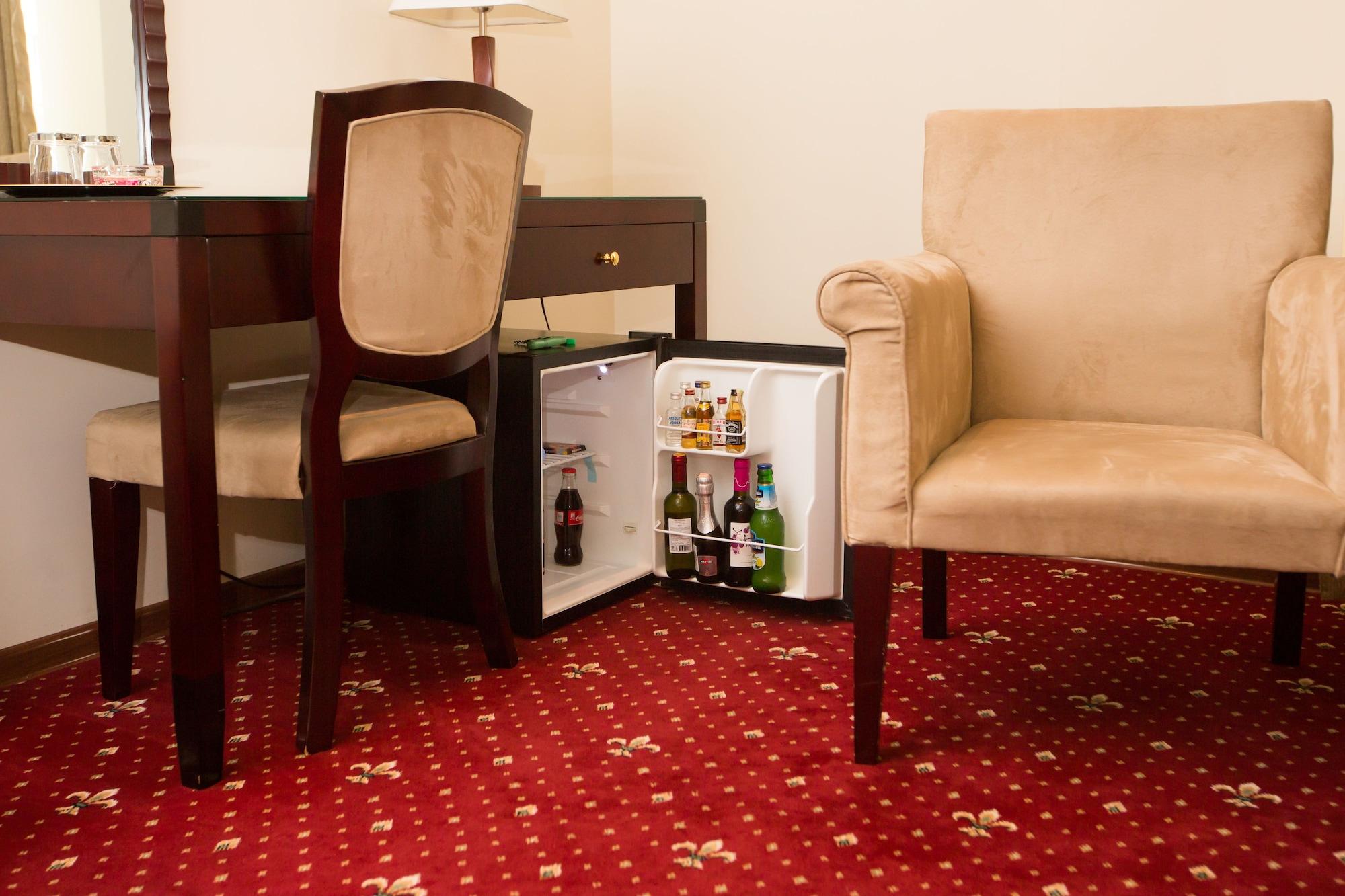 Jumbo Hotel Chisinau Luaran gambar