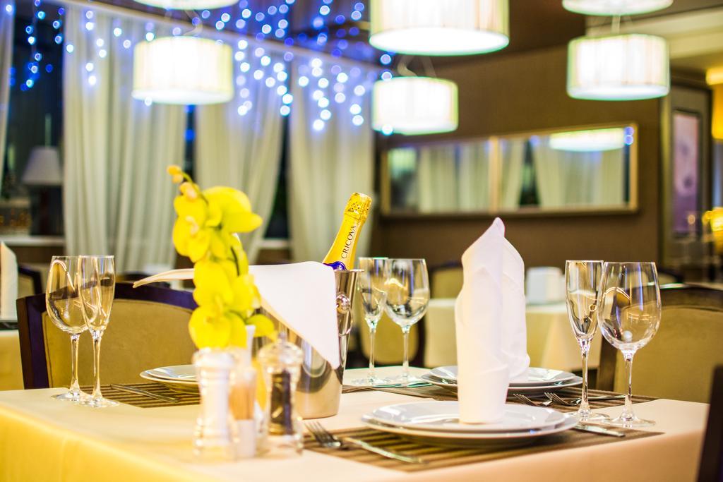 Jumbo Hotel Chisinau Luaran gambar