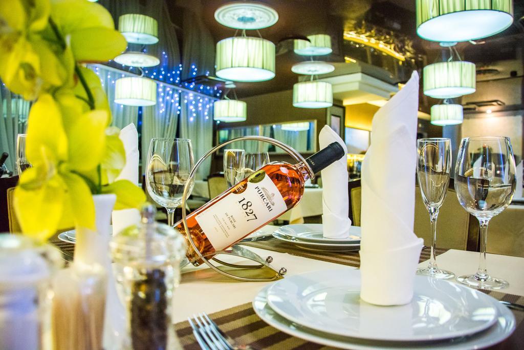 Jumbo Hotel Chisinau Luaran gambar