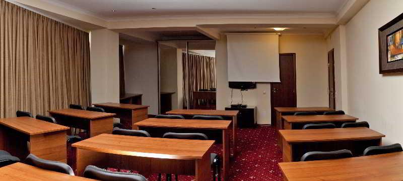 Jumbo Hotel Chisinau Luaran gambar